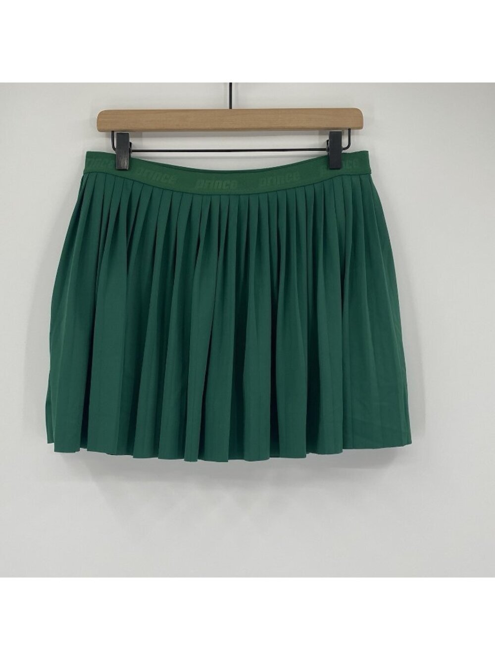 Prince Women’s Size M Green Pleated Pickleball Tennis Skirt Skort